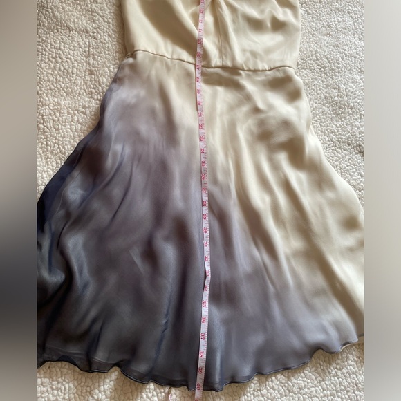 Carmen Marc Valvo 100% silk halter dress EUC - Picture 9 of 9